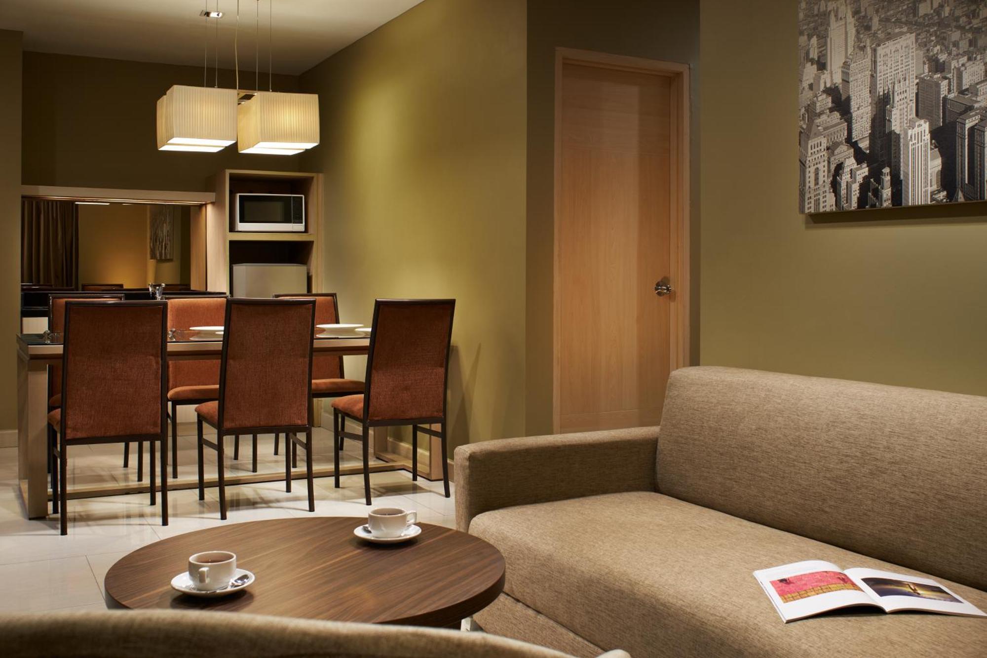 El Hotel จาการ์ตา ภายนอก รูปภาพ