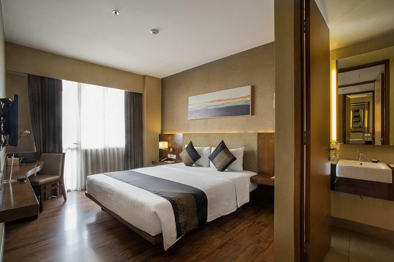 El Hotel จาการ์ตา ภายนอก รูปภาพ